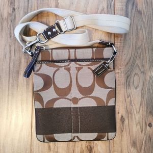 COACH Cross body purse